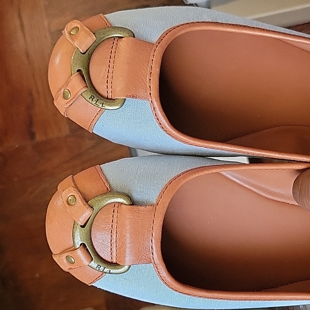 Lauren Ralph Lauren Flats - Picture 2 of 6
